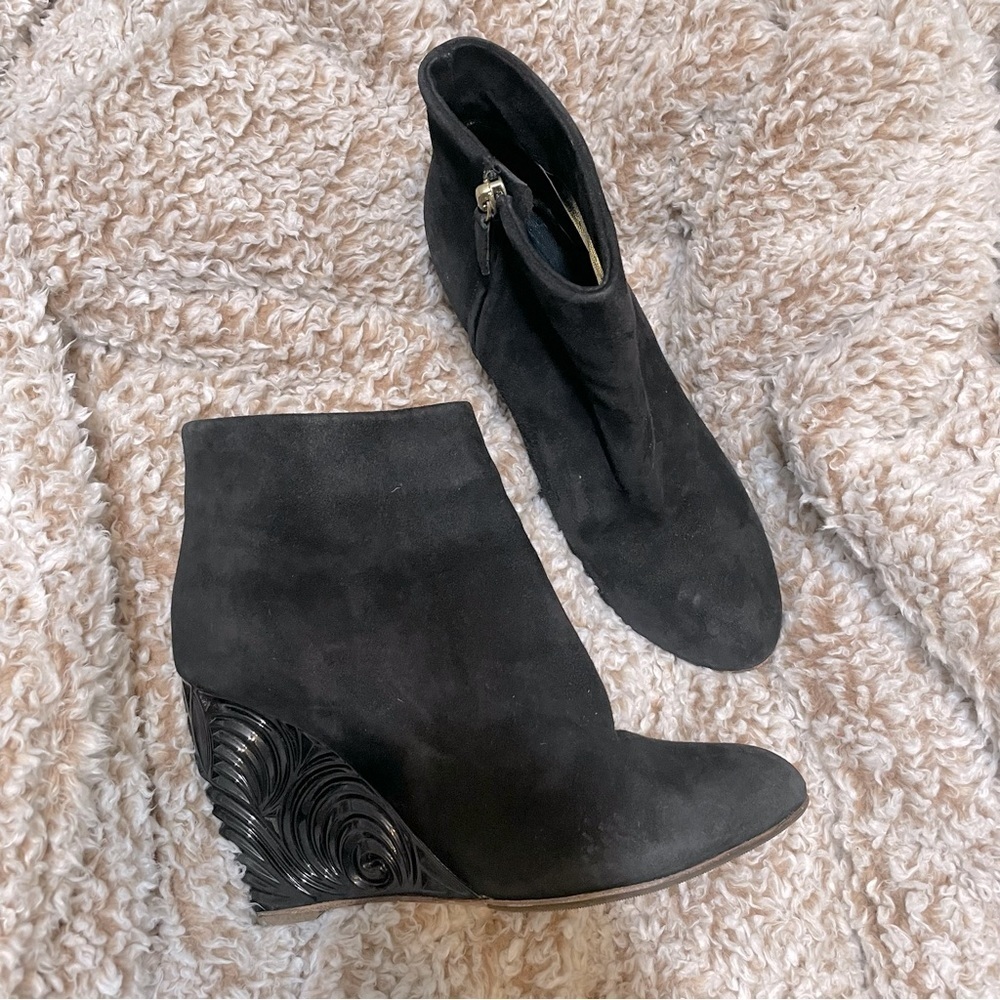 Rupert Sanderson Black Suede Wedge Ankle Boots​​